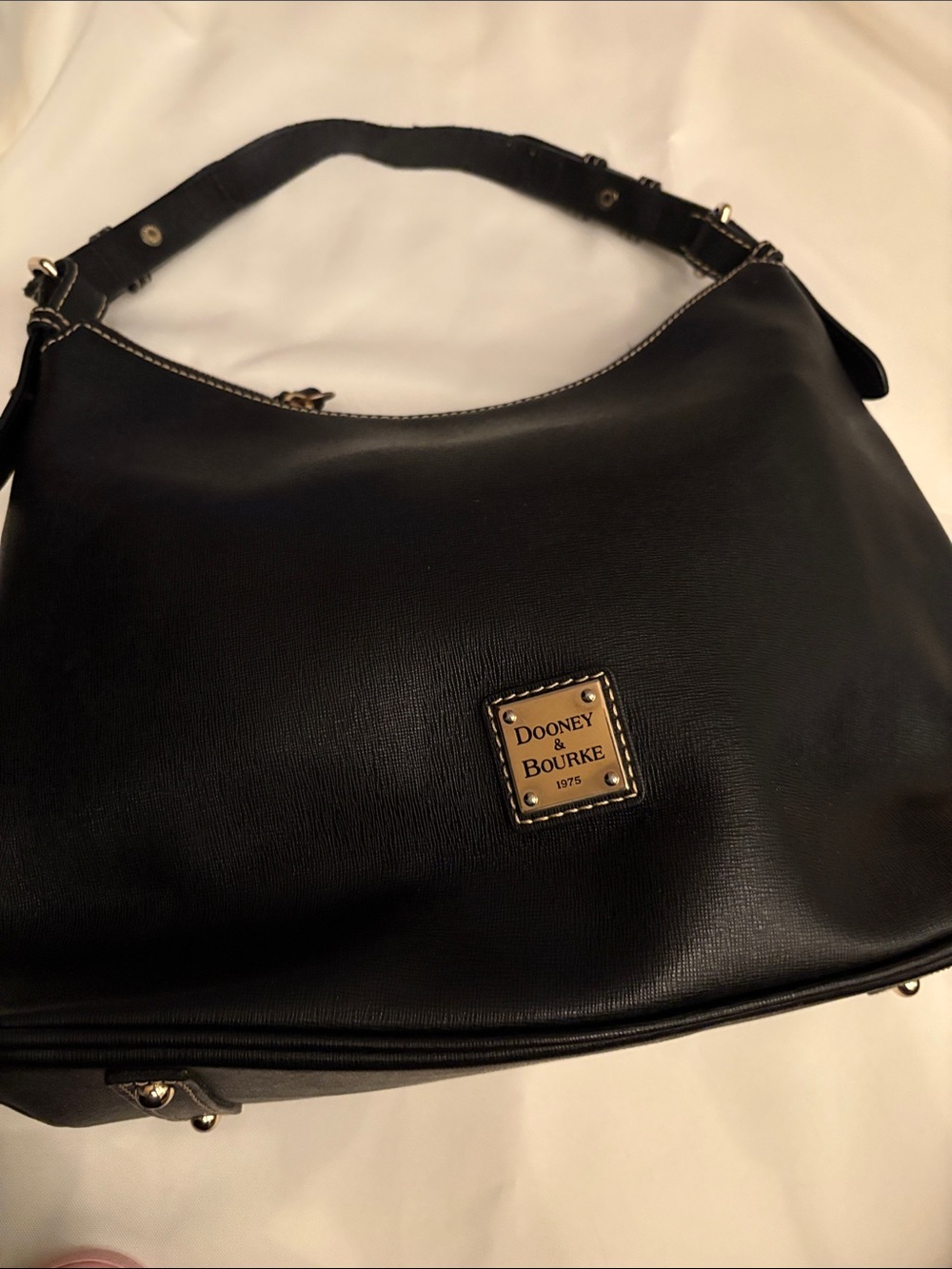Dooney & Bourke Pebble Grain Leather Hobo Shoulder Bag Black GUC